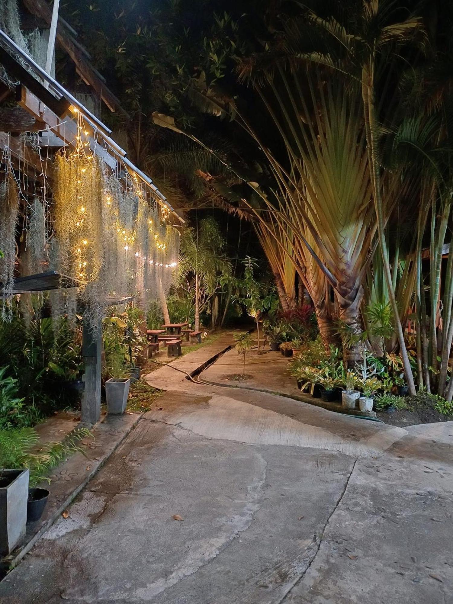 Bueng Pai Farm บึงปายฟาร์ม Vila Exterior foto
