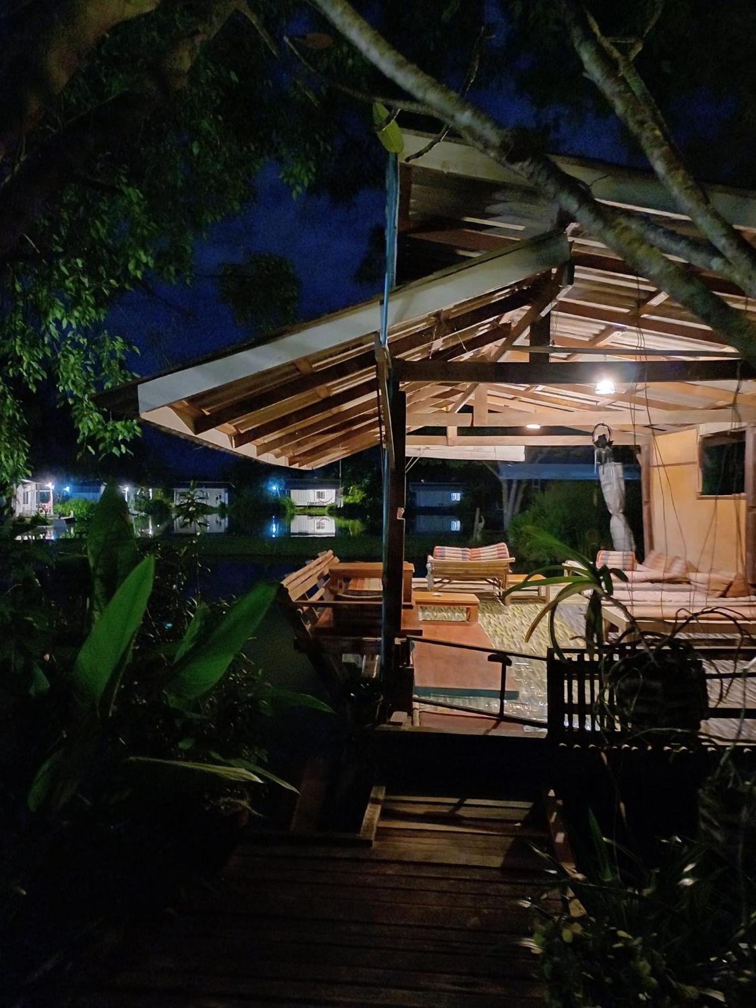 Bueng Pai Farm บึงปายฟาร์ม Vila Exterior foto